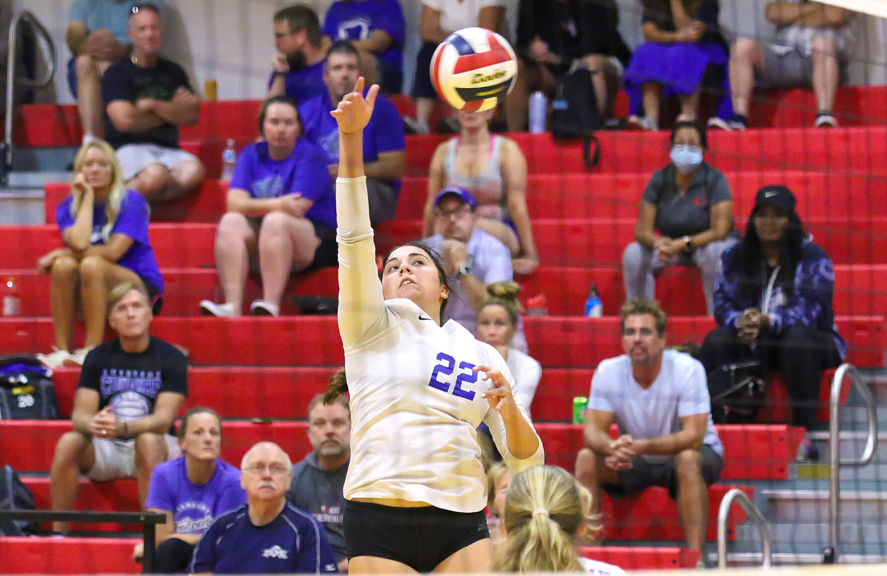 Incarnate Word vs. Lutheran St. Charles girls volleyball
